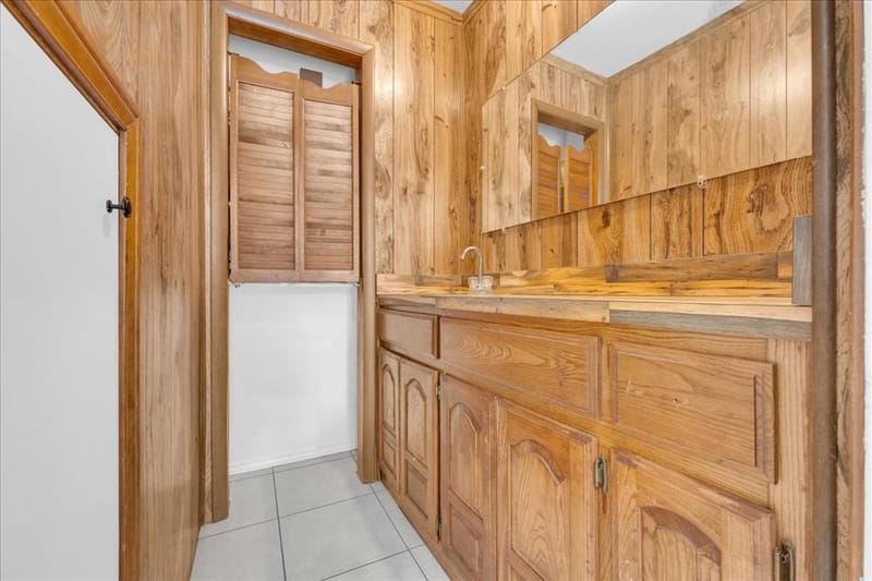392 Creekwood Drive, Lancaster TX 75146 - Photo 13