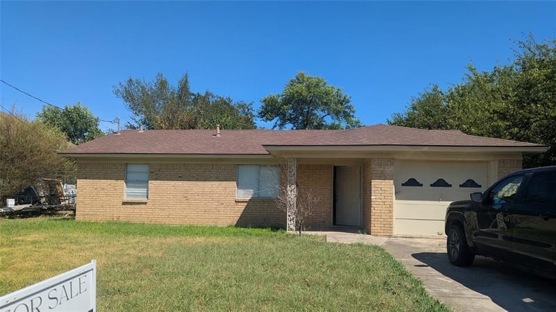 311 Water Street, Whitesboro TX 76273