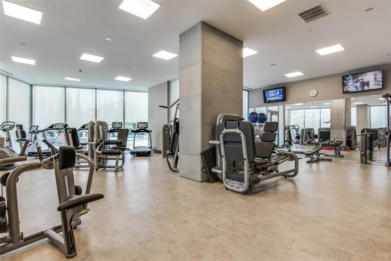 2900 McKinnon Street # 2404, Dallas TX 75201 - Photo 18