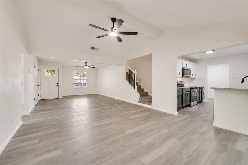 3715 Maxwell Court, Arlington TX 76015 - Photo 7