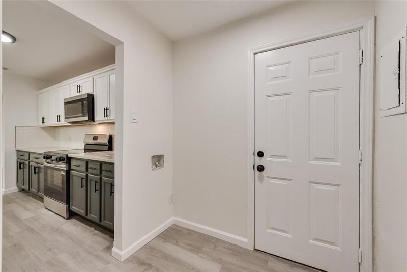 3715 Maxwell Court, Arlington TX 76015 - Photo 14