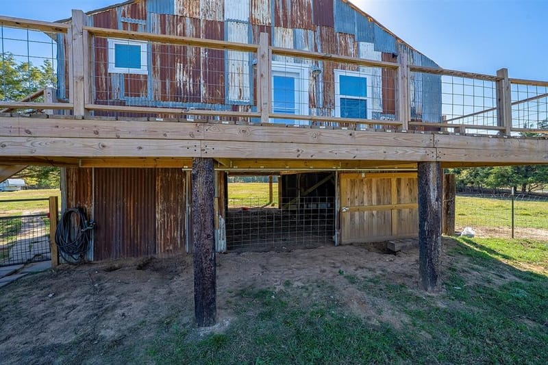 1696 County road 222, Gainesville TX 76240 - Photo 4