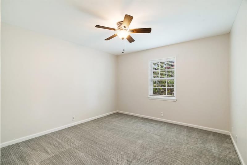 2705 Hubbard Street, Paris TX 75460 - Photo 23