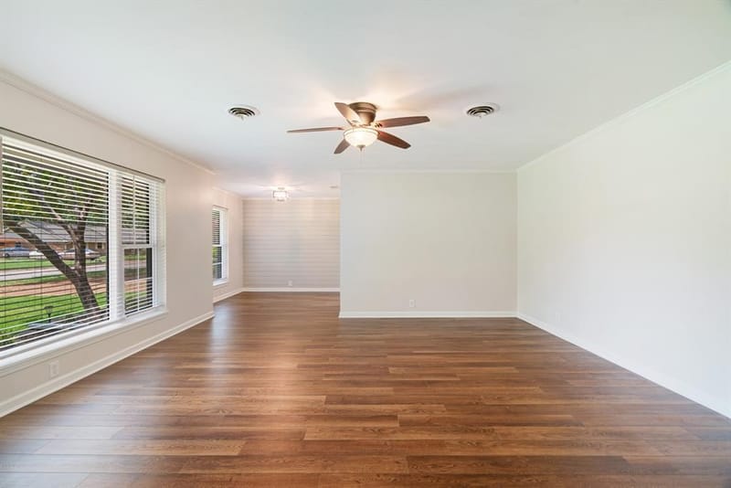 2705 Hubbard Street, Paris TX 75460 - Photo 9
