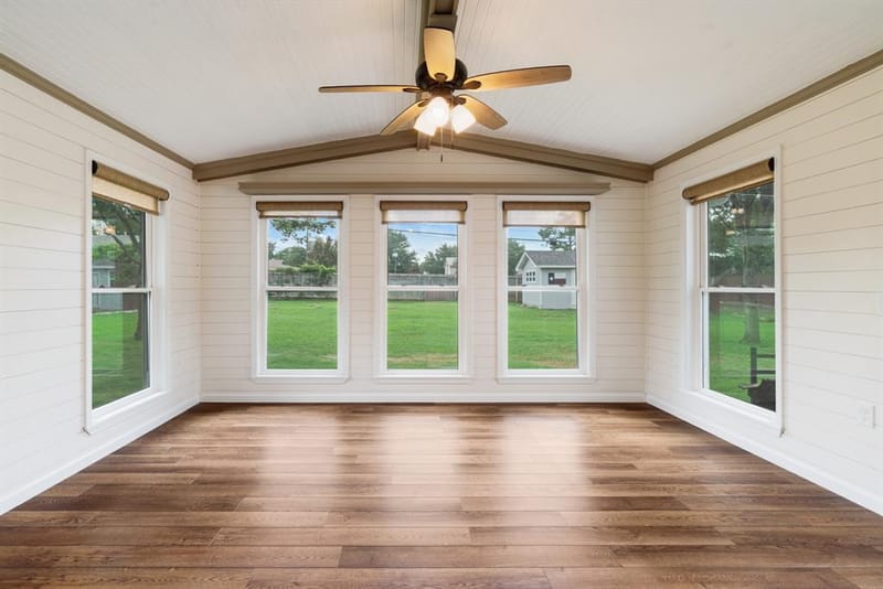 2705 Hubbard Street, Paris TX 75460 - Photo 14