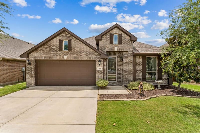 609 Fox View Drive, Fort Worth TX 76131 - Photo 6