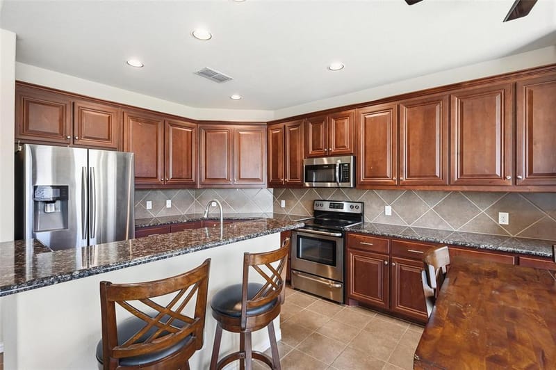 4222 Nia Drive, Irving TX 75038 - Photo 8