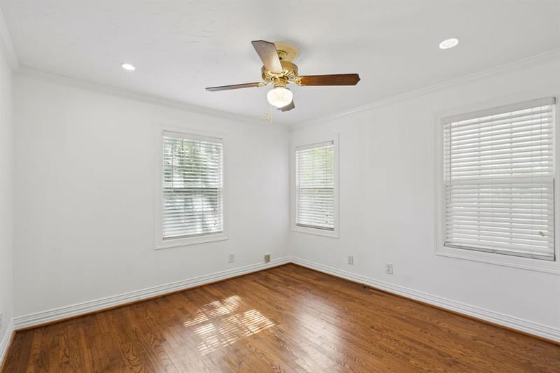 2218 Mountain Lake Road, Dallas TX 75224 - Photo 12