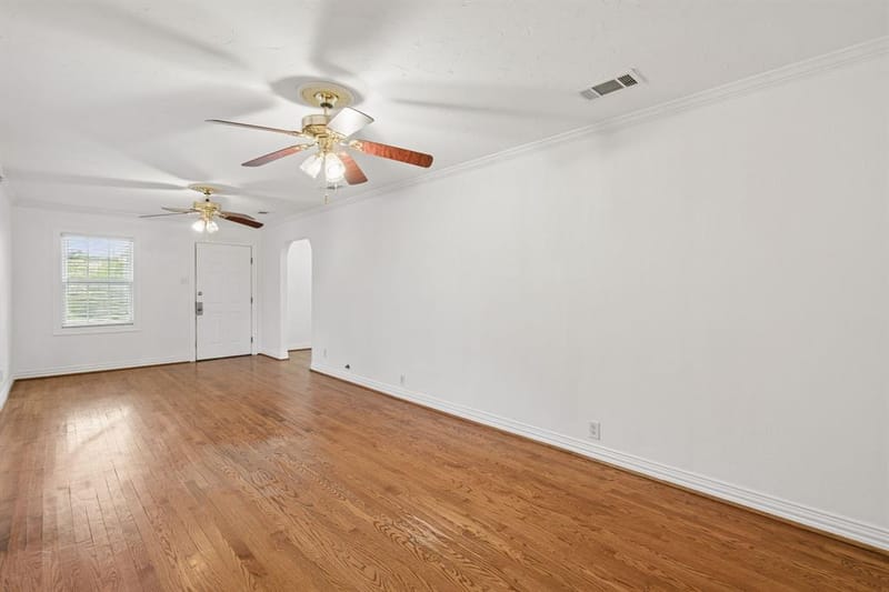 2218 Mountain Lake Road, Dallas TX 75224 - Photo 4