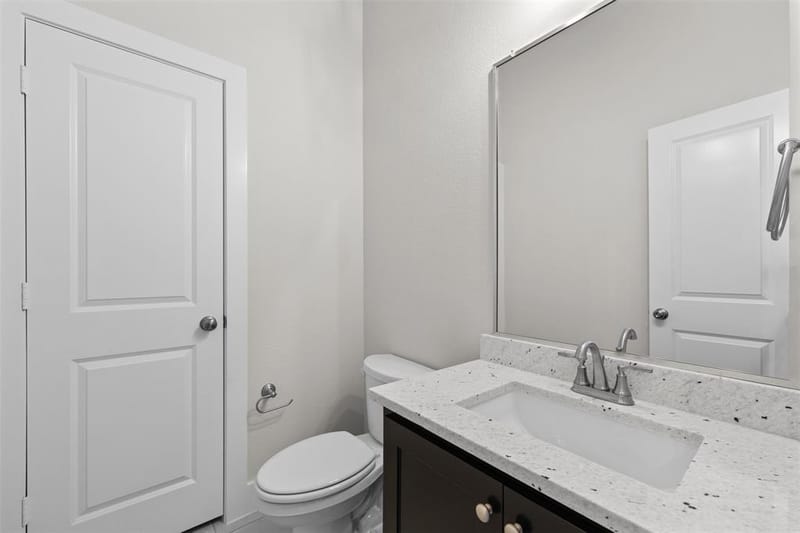 552 Holiday Avenue, Waxahachie TX 75165 - Photo 27