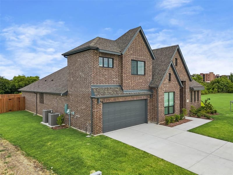 552 Holiday Avenue, Waxahachie TX 75165 - Photo 37