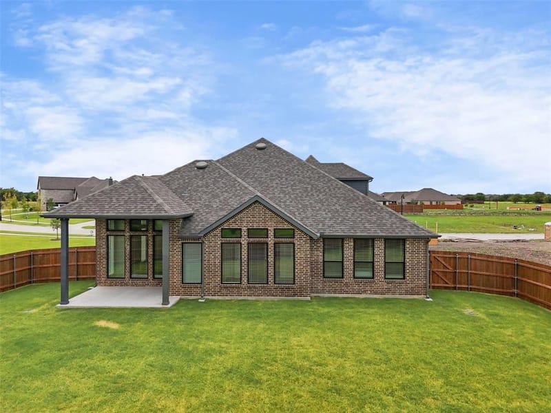 552 Holiday Avenue, Waxahachie TX 75165 - Photo 40