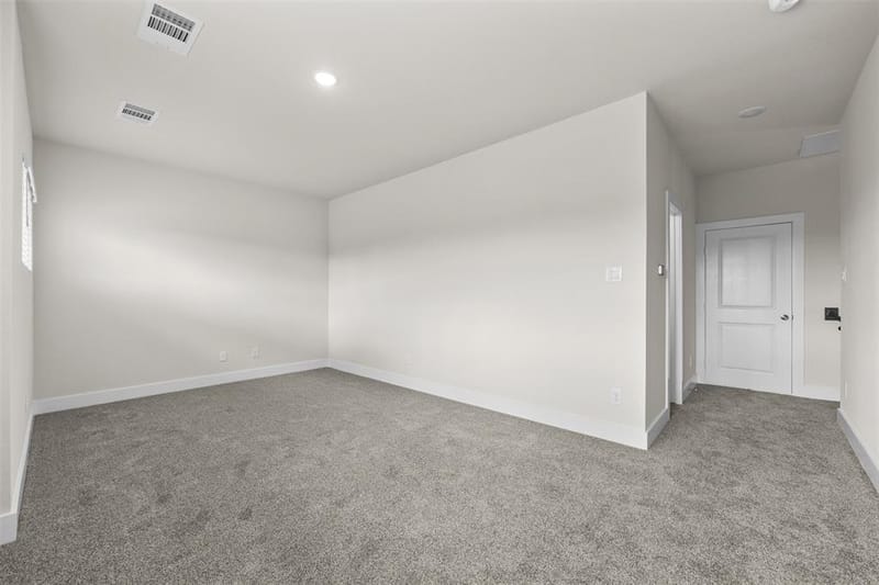 552 Holiday Avenue, Waxahachie TX 75165 - Photo 31