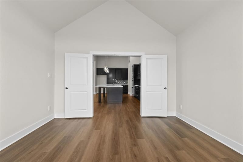 552 Holiday Avenue, Waxahachie TX 75165 - Photo 21