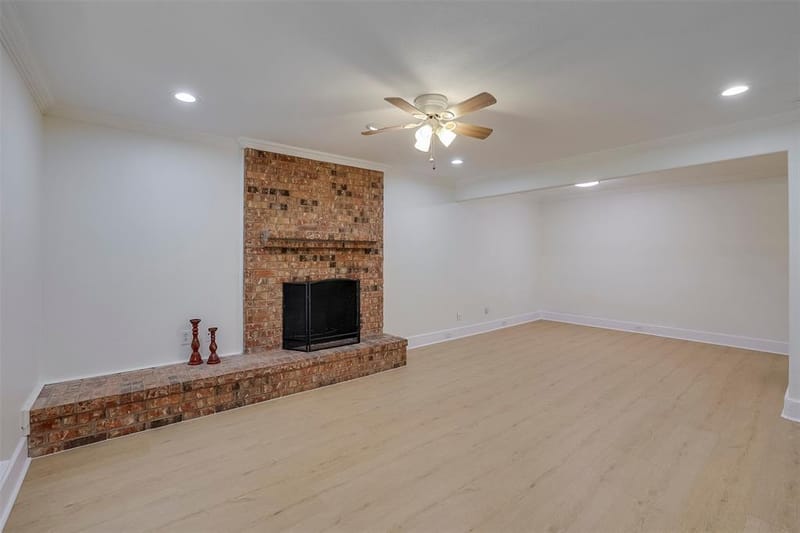 2703 Partridge Avenue, Arlington TX 76017 - Photo 6