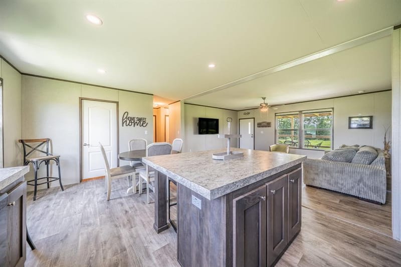 460 County Road 1260, Savoy TX 75479 - Photo 8