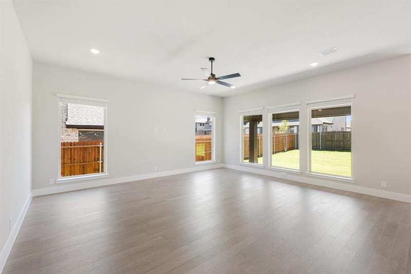 1025 Emerald Trace Drive, Justin TX 76247 - Photo 14