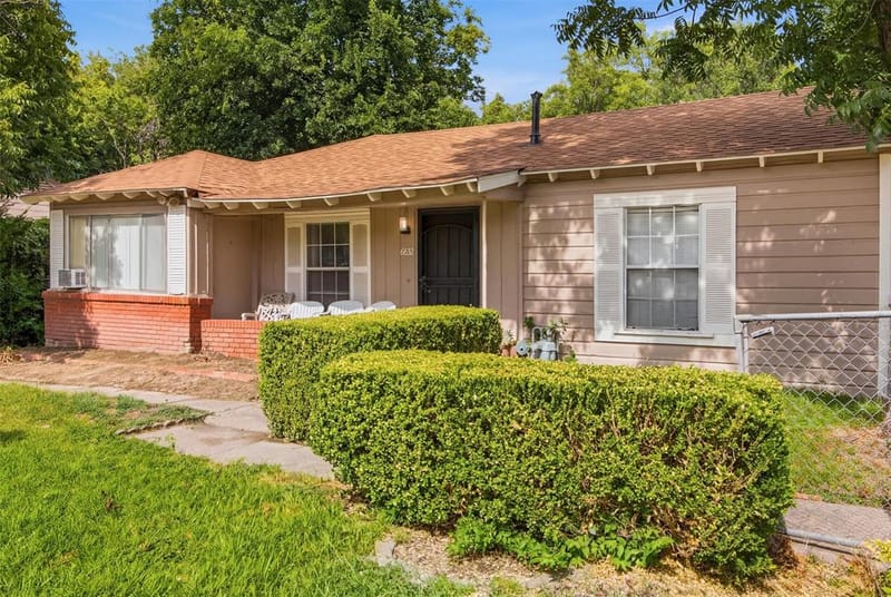 6632 Emhouse Street, Dallas TX 75232 - Photo 2