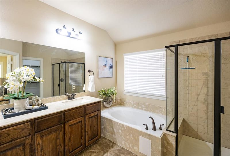 10301 Paul Revere Way, McKinney TX 75072 - Photo 12