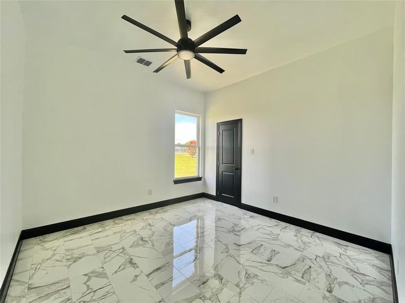 127 Valley Meadows Drive, Springtown TX 76082 - Photo 23