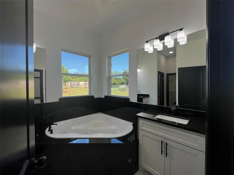 127 Valley Meadows Drive, Springtown TX 76082 - Photo 13