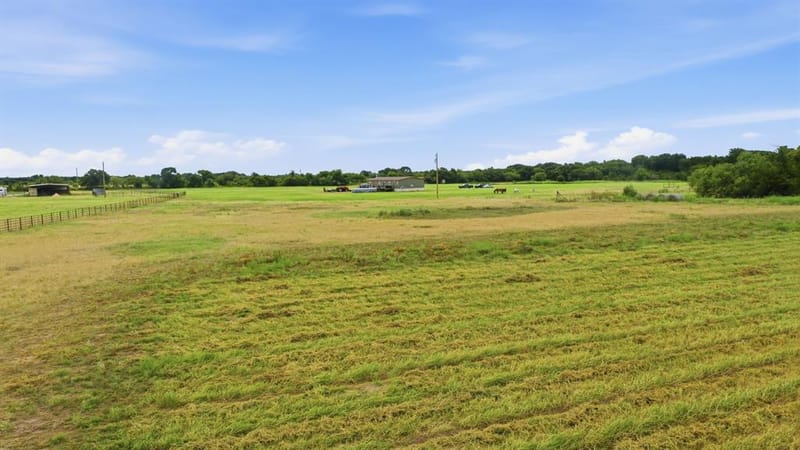 660 County Road 127, Stephenville TX 76401 - Photo 10