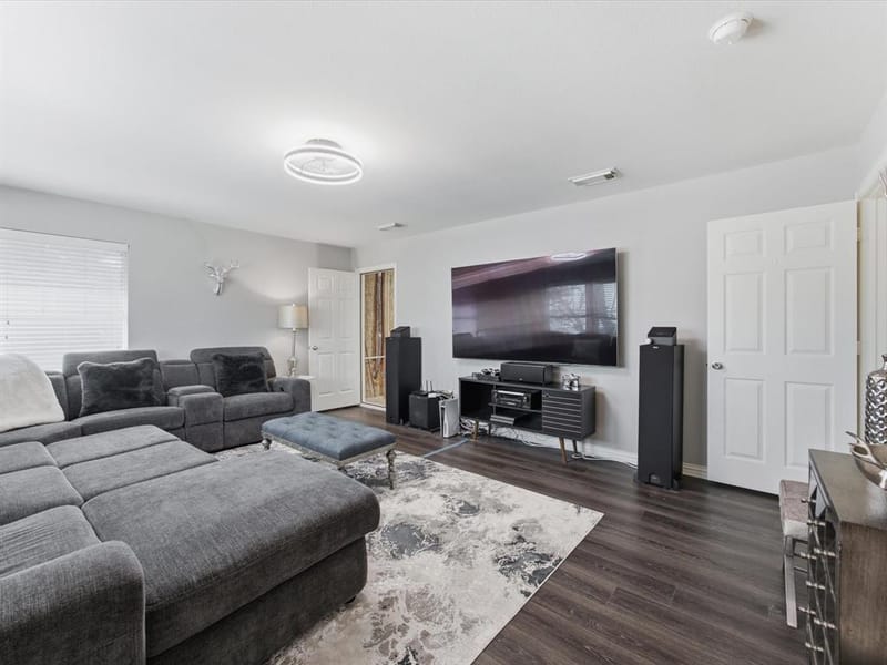 676 S Charles Street, Lewisville TX 75057 - Photo 27
