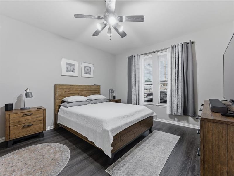 676 S Charles Street, Lewisville TX 75057 - Photo 16