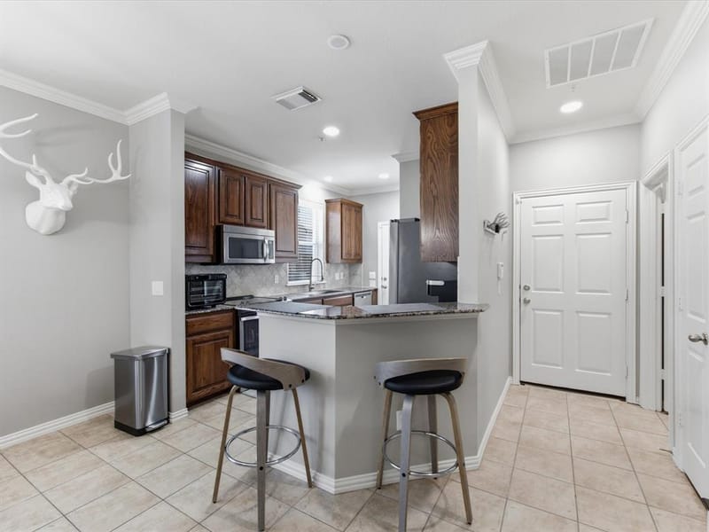 676 S Charles Street, Lewisville TX 75057 - Photo 11