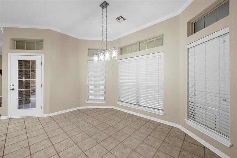 100 Laurel Oaks Lane, Crawford TX 76638 - Photo 12