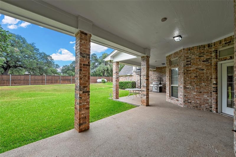 100 Laurel Oaks Lane, Crawford TX 76638 - Photo 33