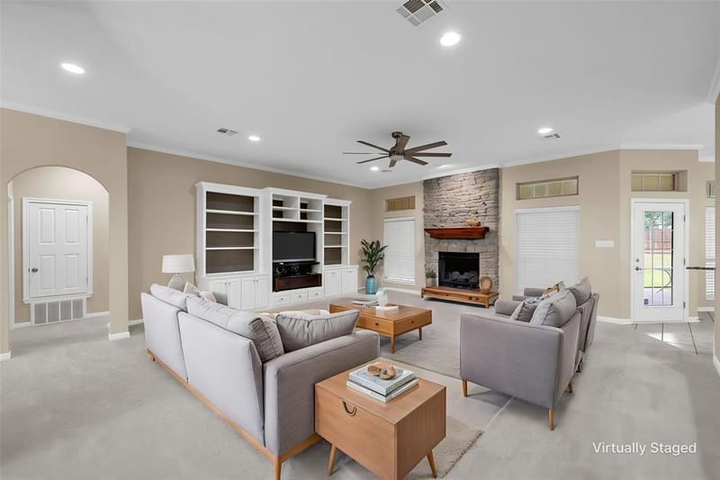 100 Laurel Oaks Lane, Crawford TX 76638 - Photo 11