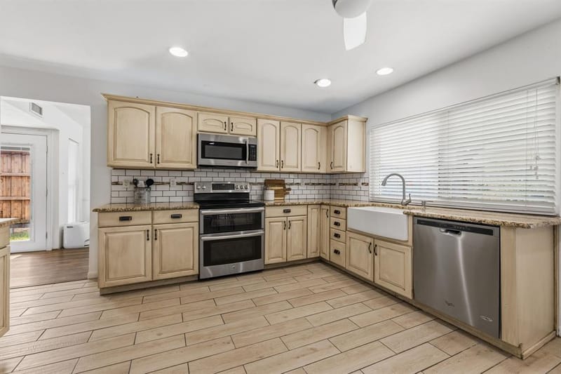 2902 High Plateau Drive, Garland TX 75044 - Photo 13