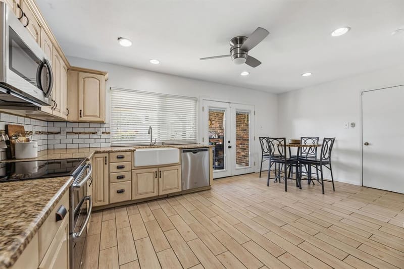 2902 High Plateau Drive, Garland TX 75044 - Photo 15