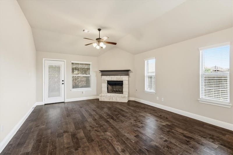 7533 Rothbury Drive, Fort Worth TX 76179 - Photo 9