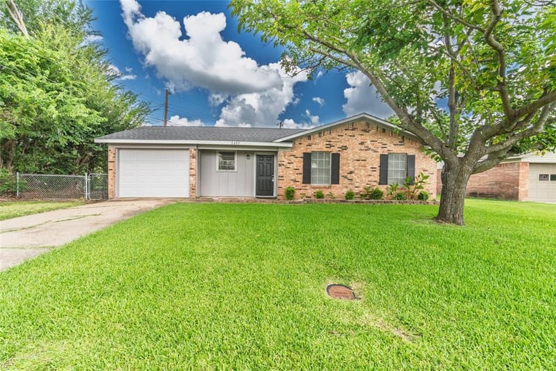3407 Highmeadow Lane, Greenville TX 75402 - Photo 9