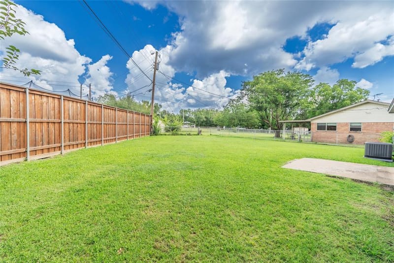 3407 Highmeadow Lane, Greenville TX 75402 - Photo 11