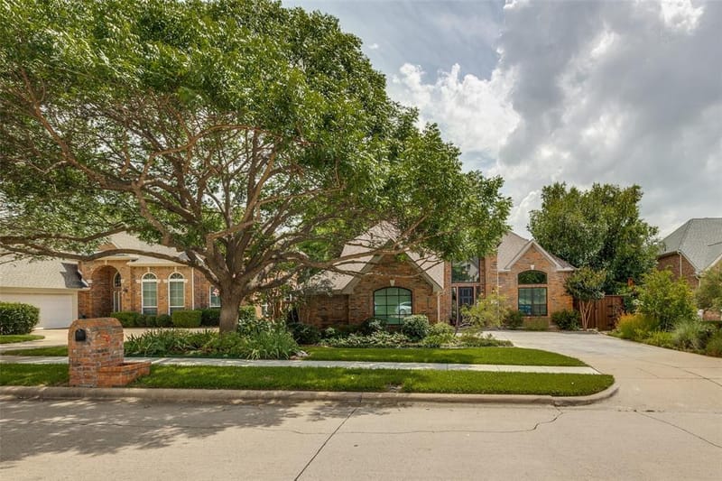 6208 Trailwood Drive, Plano TX 75024 - Photo 2