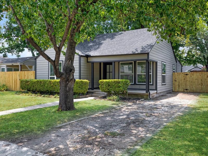 833 Springbrook Drive, Fort Worth TX 76107 - Photo 2