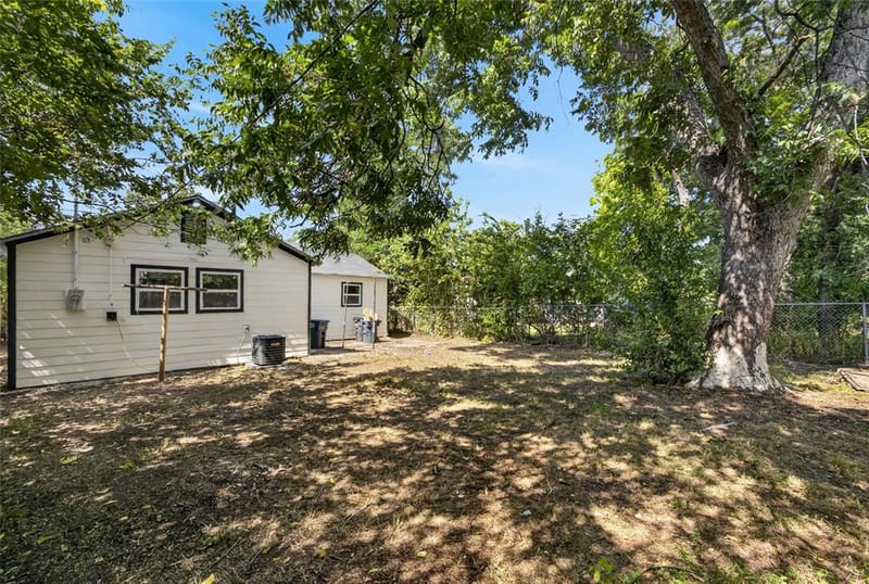 1212 E Ramsey Avenue, Fort Worth TX 76104 - Photo 37