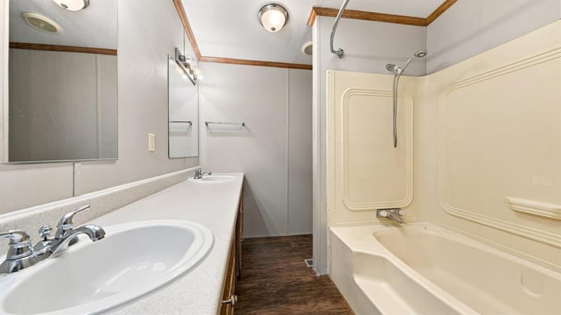 110 Draper Drive, Springtown TX 76082 - Photo 27
