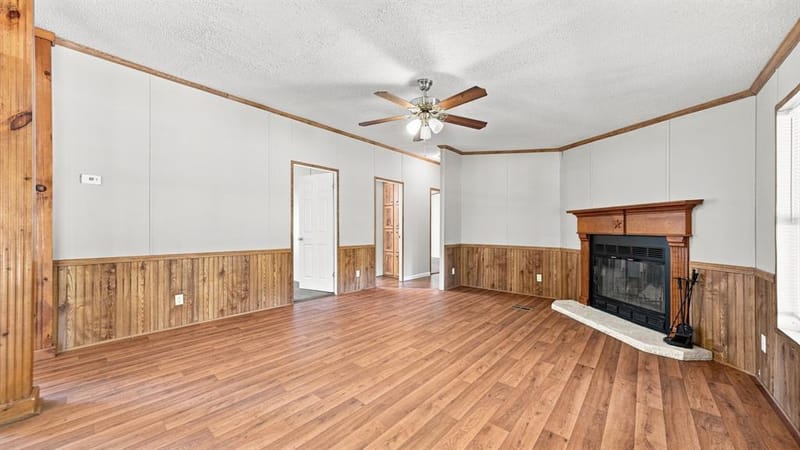 110 Draper Drive, Springtown TX 76082 - Photo 12