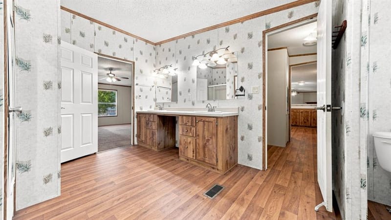 110 Draper Drive, Springtown TX 76082 - Photo 24