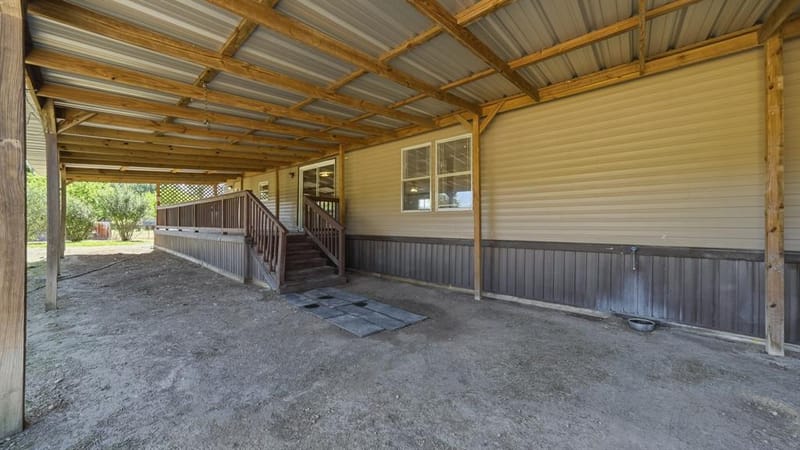 110 Draper Drive, Springtown TX 76082 - Photo 31