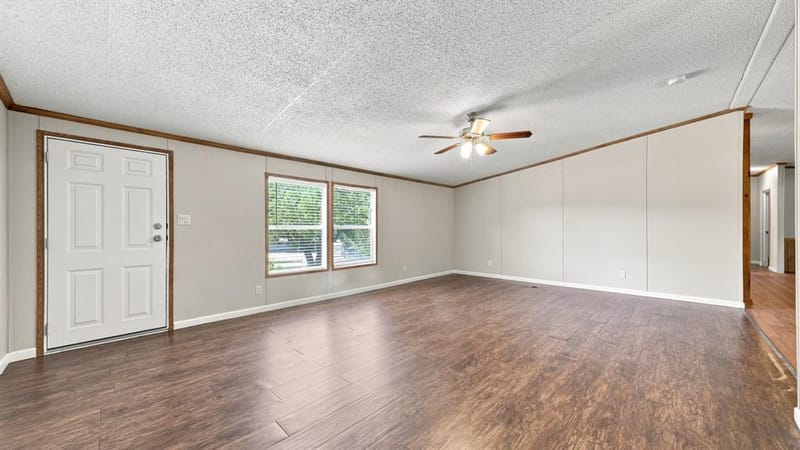110 Draper Drive, Springtown TX 76082 - Photo 8