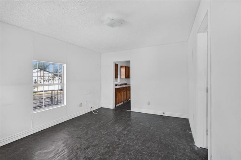 1309 S Riverside Drive, Fort Worth TX 76104 - Photo 16