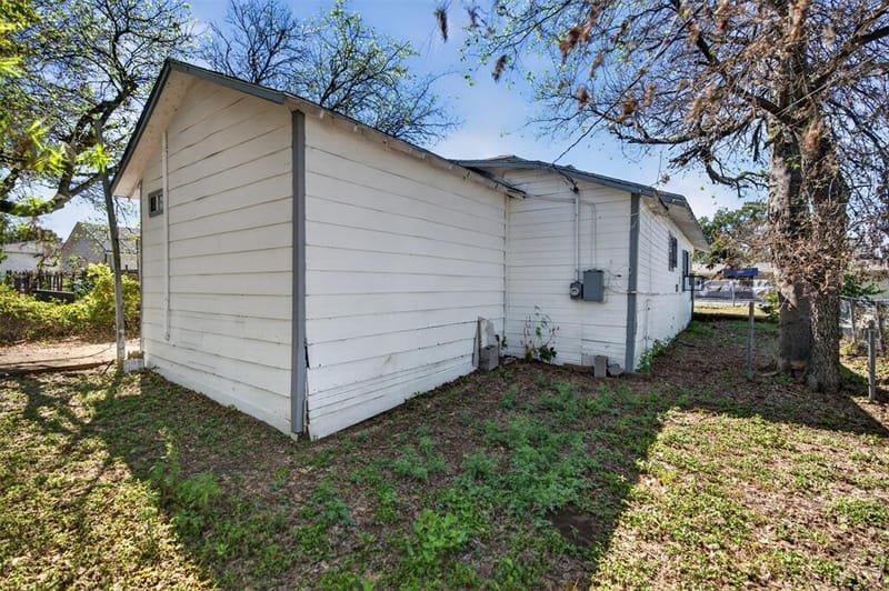 1309 S Riverside Drive, Fort Worth TX 76104 - Photo 26