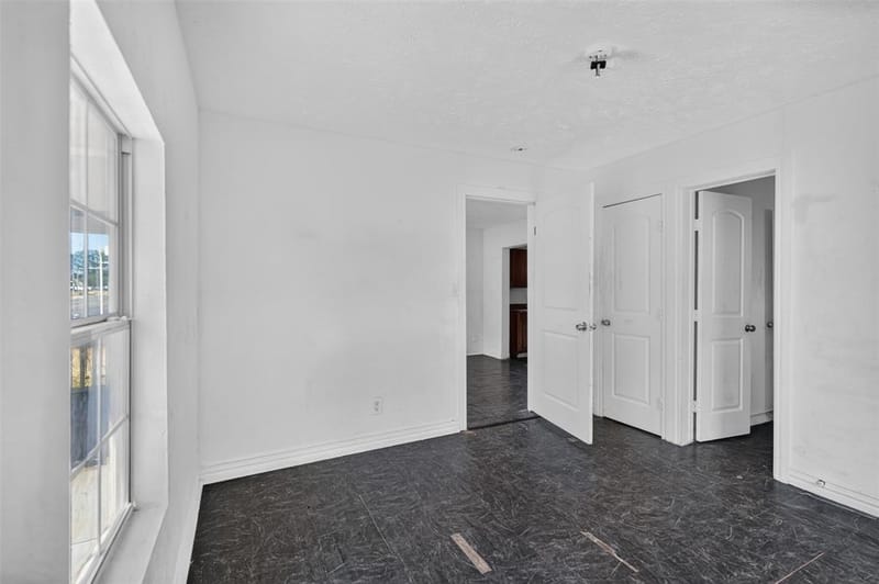 1309 S Riverside Drive, Fort Worth TX 76104 - Photo 22