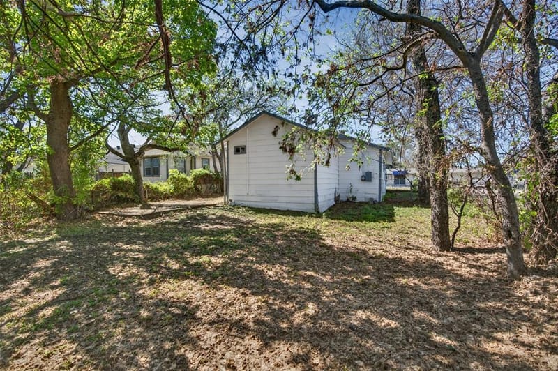 1309 S Riverside Drive, Fort Worth TX 76104 - Photo 3