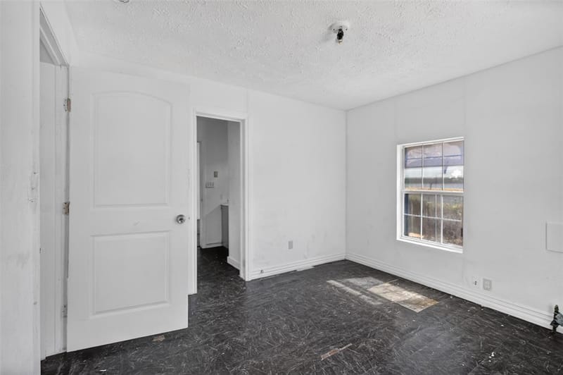 1309 S Riverside Drive, Fort Worth TX 76104 - Photo 24
